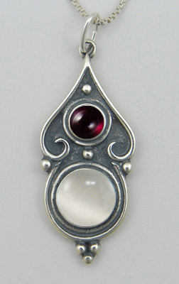 Sterling Silver Romantic Necklace White Moonstone And Garnet